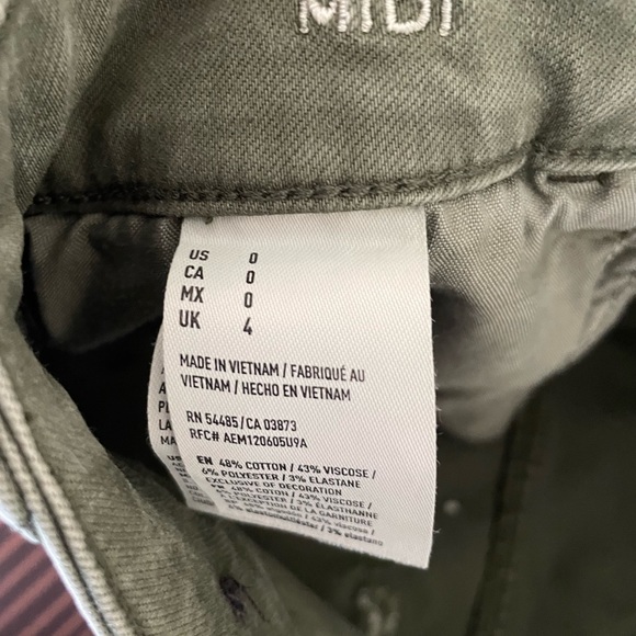 3/$30 American Eagle Shorts Size 0 - Picture 3 of 14